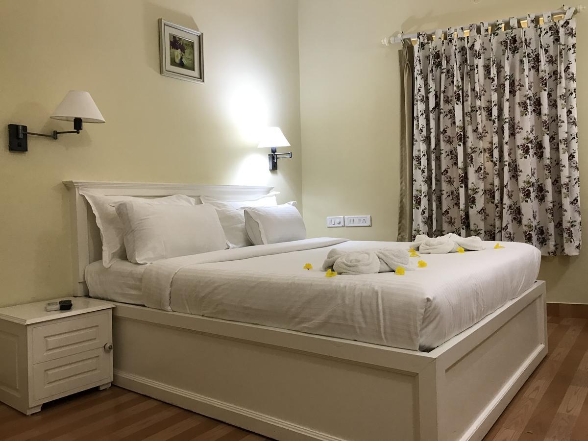 מלון Kochi Daffodils Spice Court מראה חיצוני תמונה